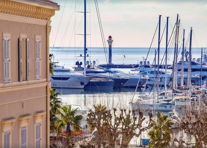 Cannes Felix Faure Bright Apartment In The City Center With Balcony